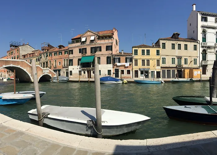 Princess Canal View *
