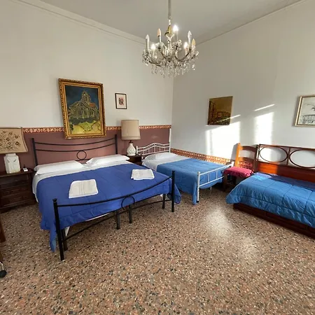 Princess Canal View Apartment *