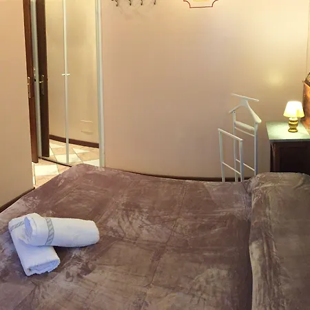 Апартаменты Princess Canal View *