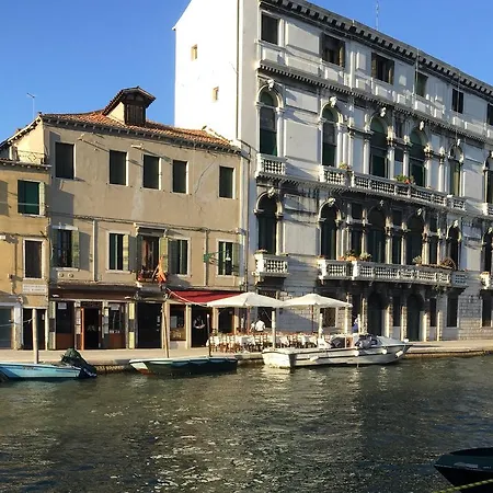 Apartment Princess Canal View Venice