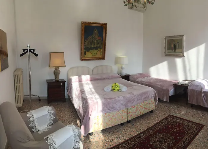 Princess Canal View Daire Venedik