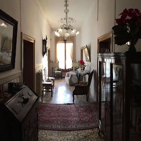 Διαμέρισμα Princess Canal View